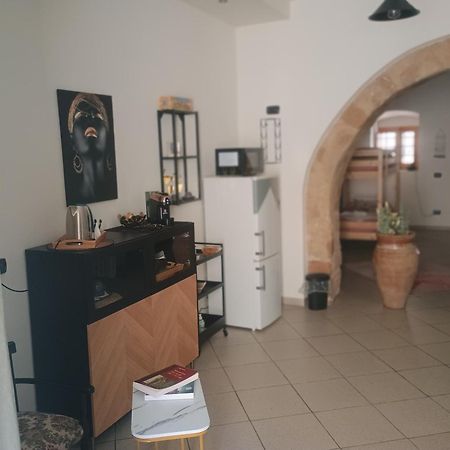 Al Vico Bartoli Suite Room Mazzarino Exterior photo